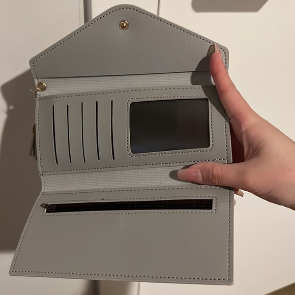 Wallet - Picture 3 of 3